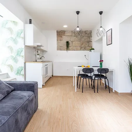Apartment Zeus *