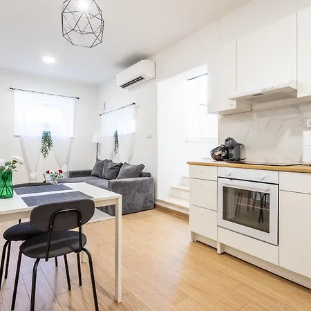 شقة Zeus Downtown سبليت