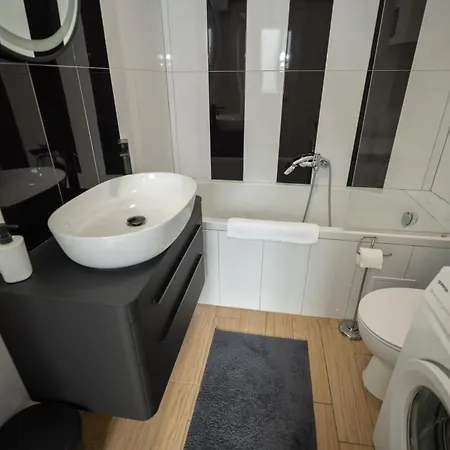 Zeus Downtown Apartment