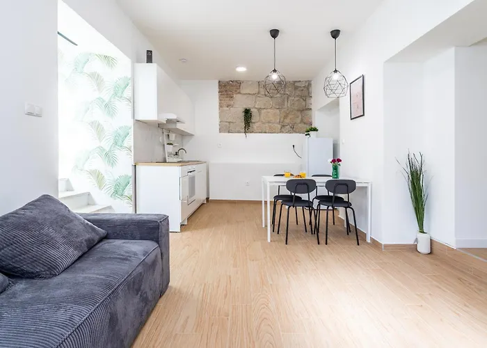 アパート Zeus Downtown *